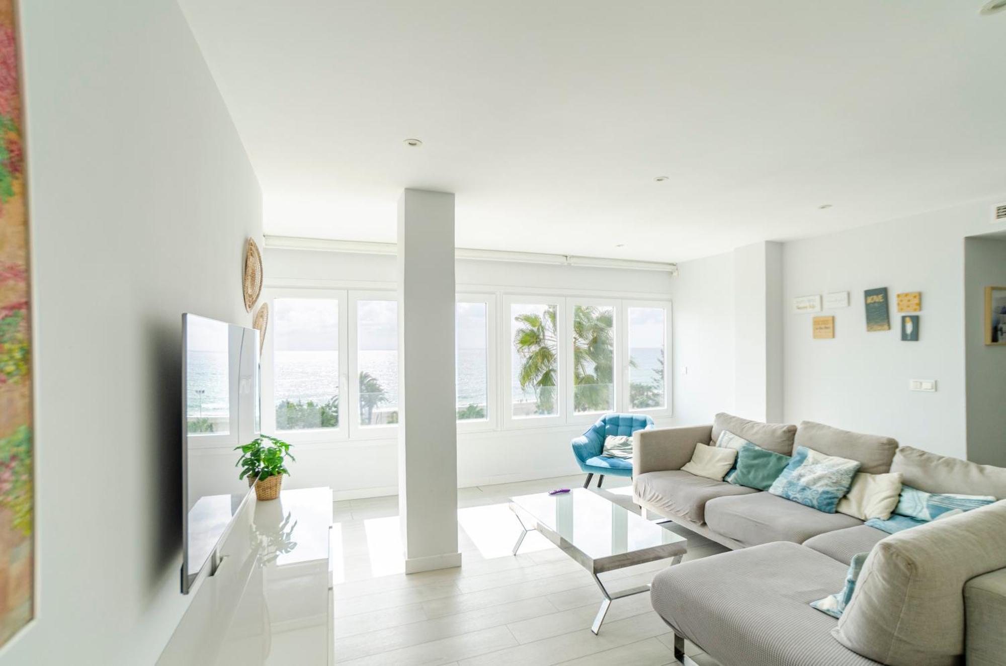 Appartement A&C Vistas Al Mar Luxury à Torre Del Mar Extérieur photo