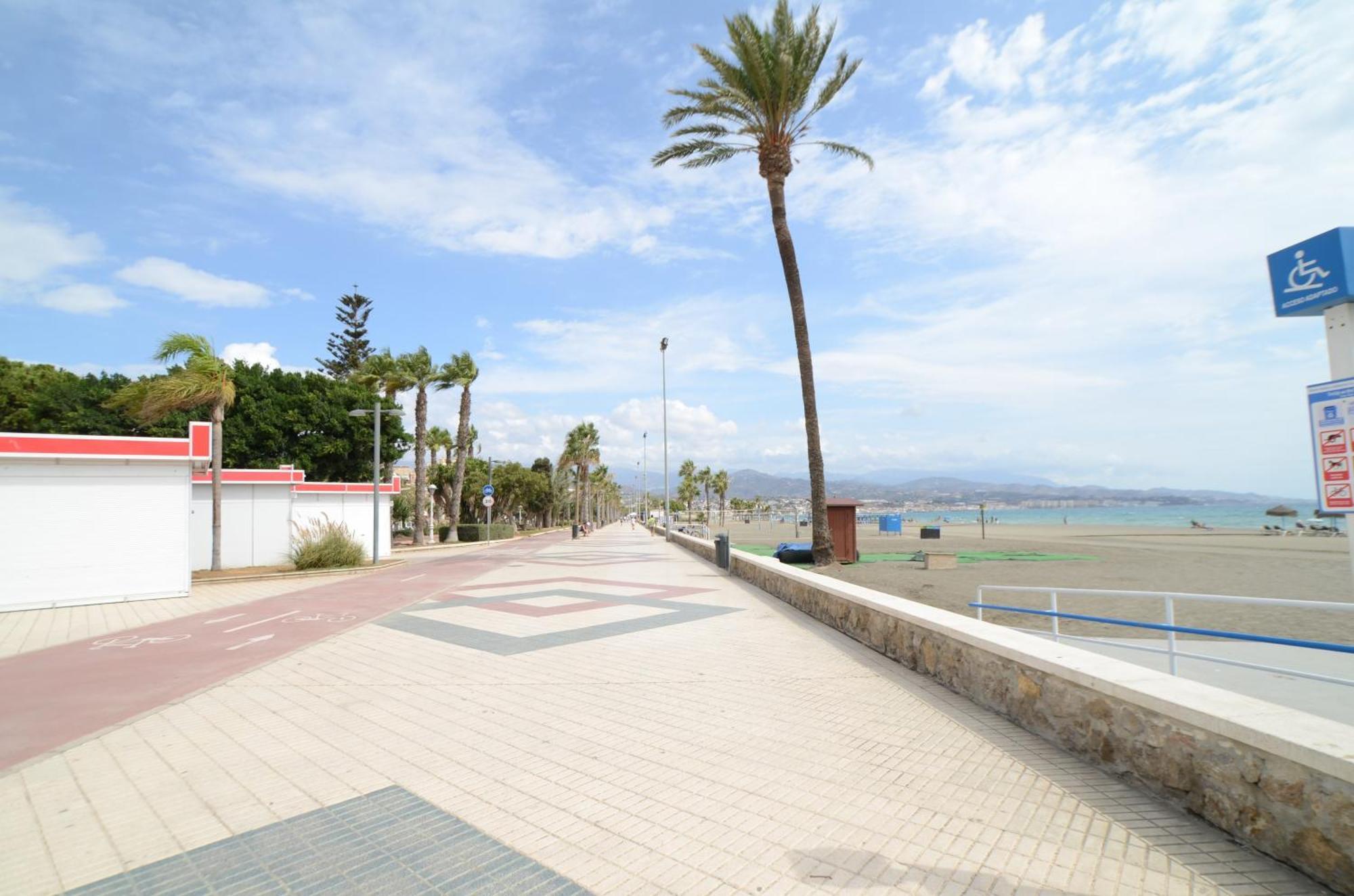 Appartement A&C Vistas Al Mar Luxury à Torre Del Mar Extérieur photo