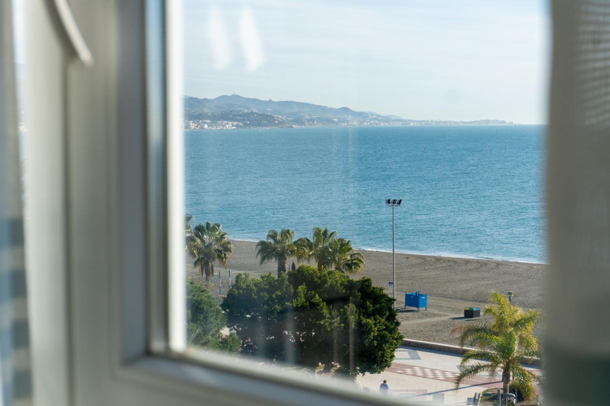 Appartement A&C Vistas Al Mar Luxury à Torre Del Mar Extérieur photo